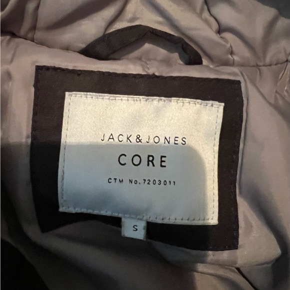 Mens black Jack&Jones jacket size small - Picture 3 of 3